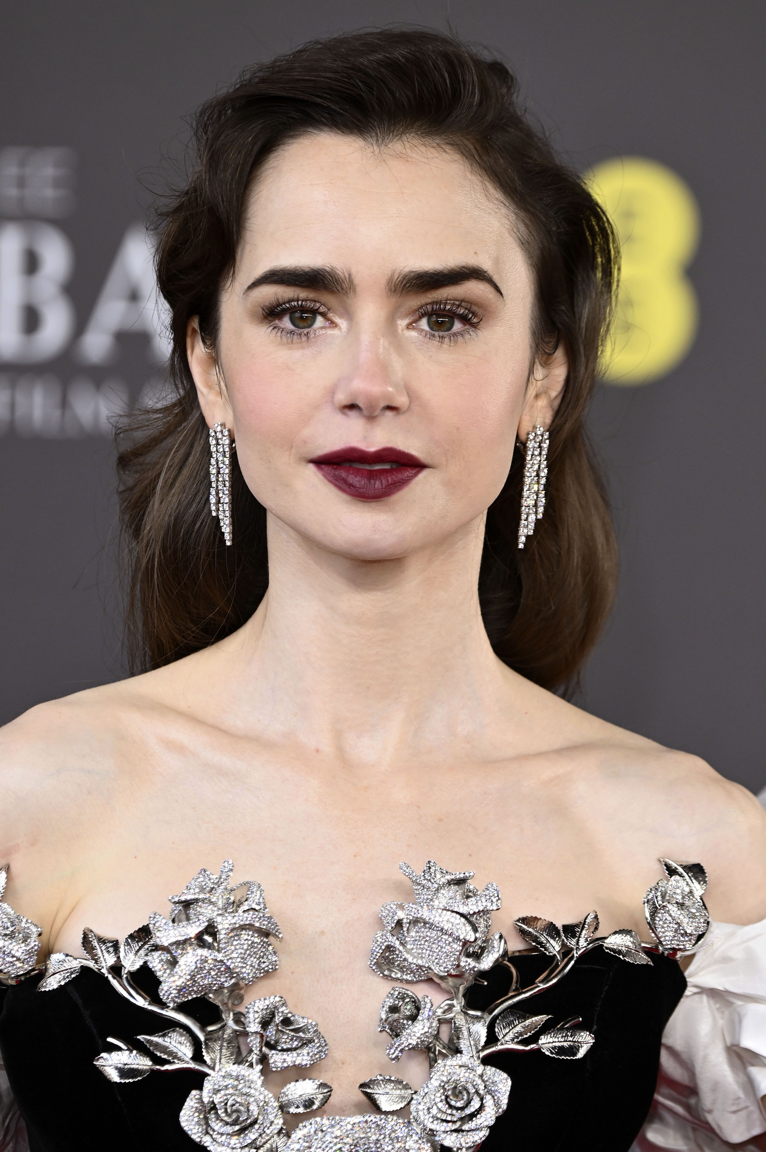 Lily Collins | ScreenRant