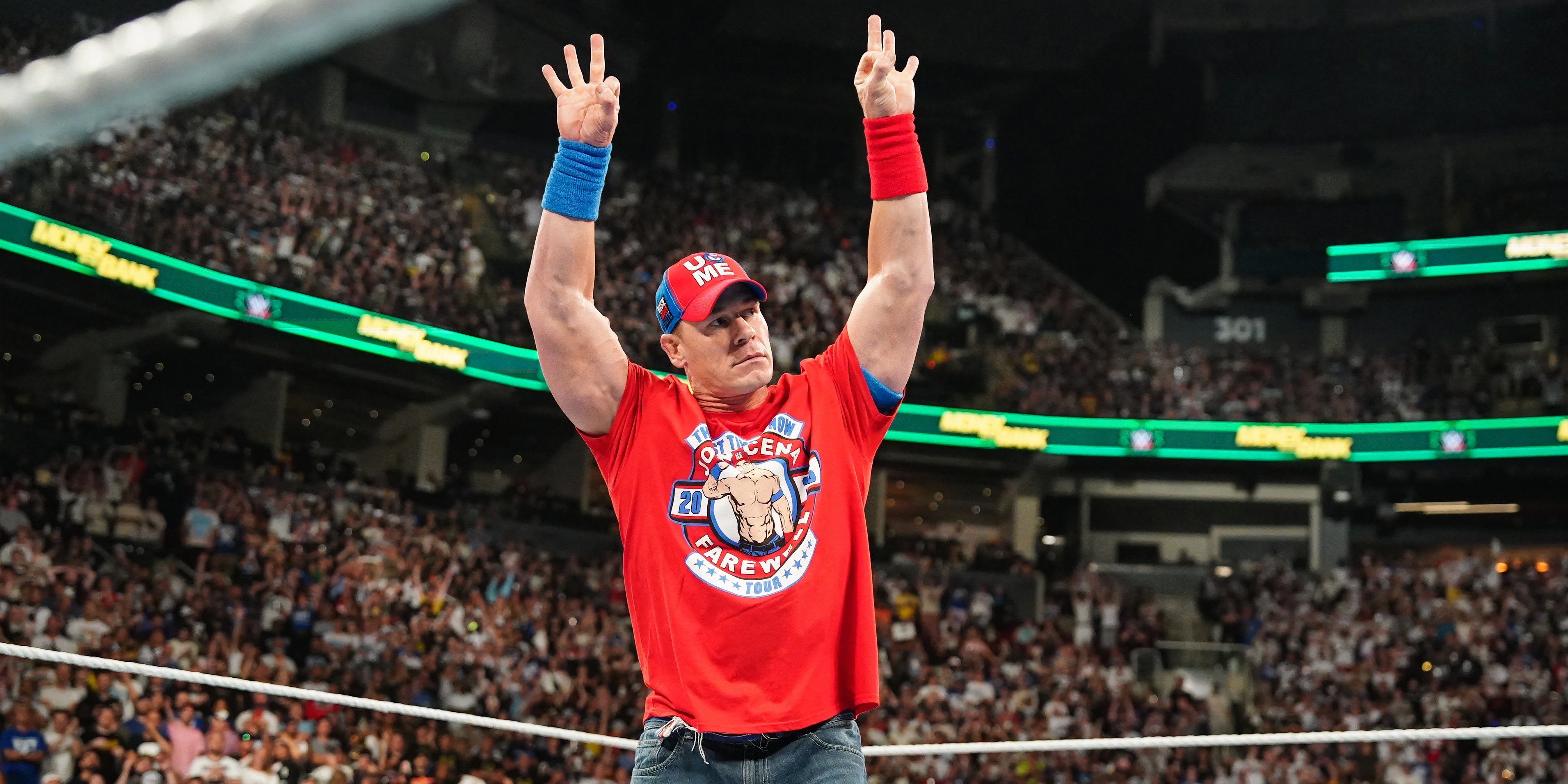 John Cena en el ring tras anunciar su retiro en Money In The Bank 2024