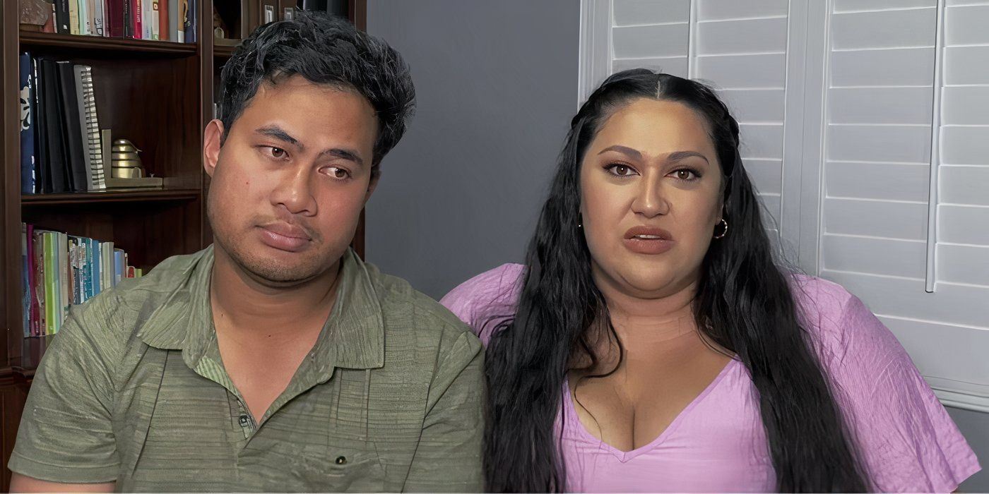 Kalani Faagata e Asuelu Pulaa da franquia 90 Day Fiancé filmando confessionário juntos