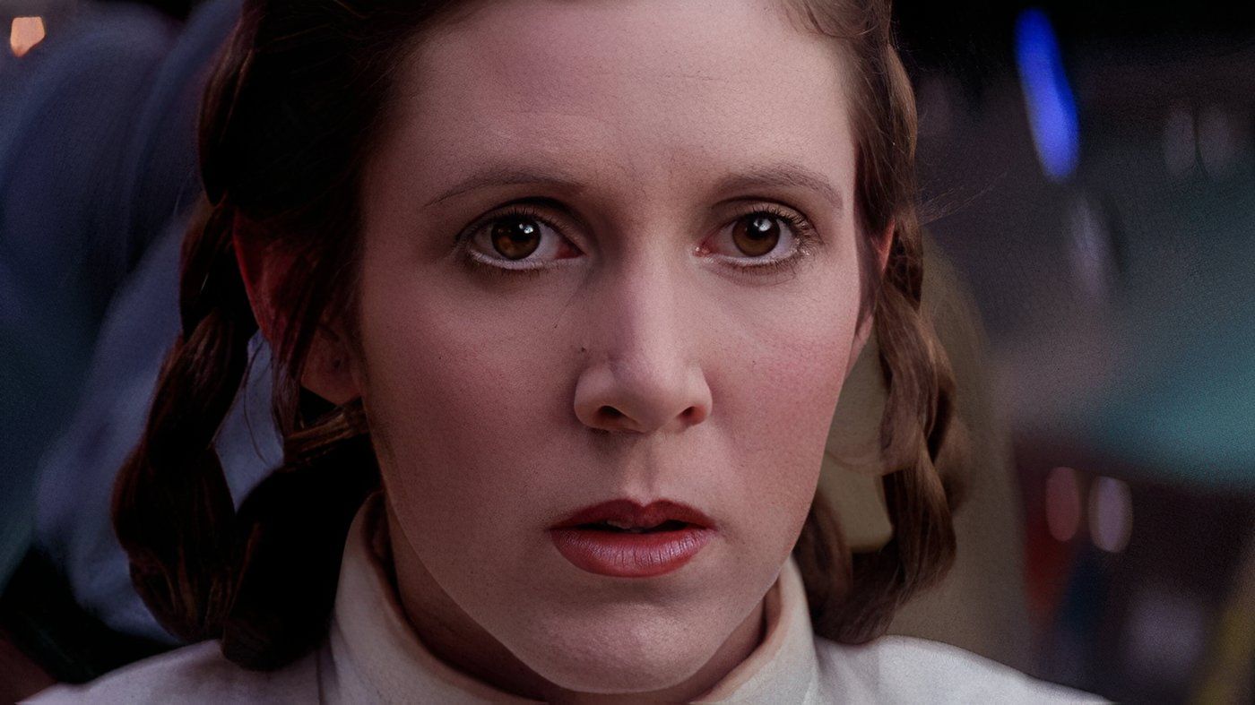 Leia de Star Wars com uma expressão horrorizada no rosto.