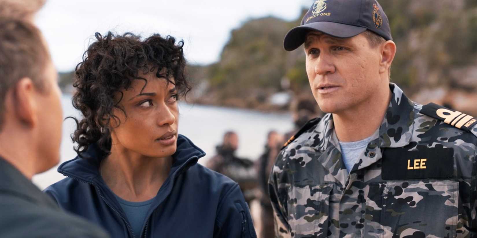 Mackey and a Navy SEAL in NCIS Sydney