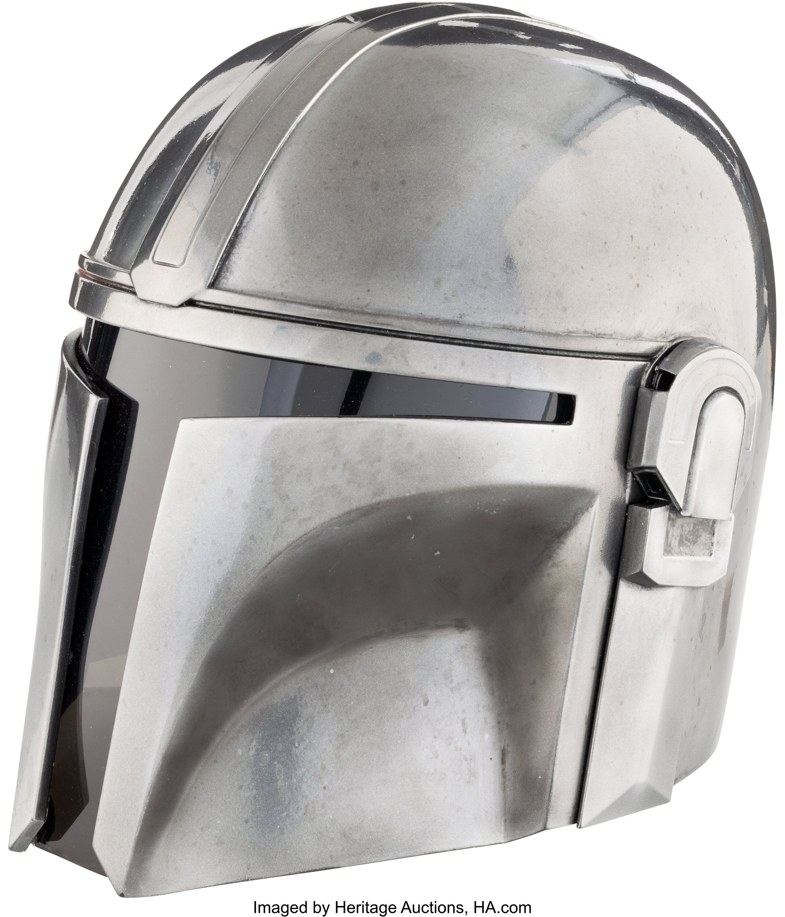 Princess Leia's RotJ Bikini, Mando's Helmet, & More Officially Up For Auction