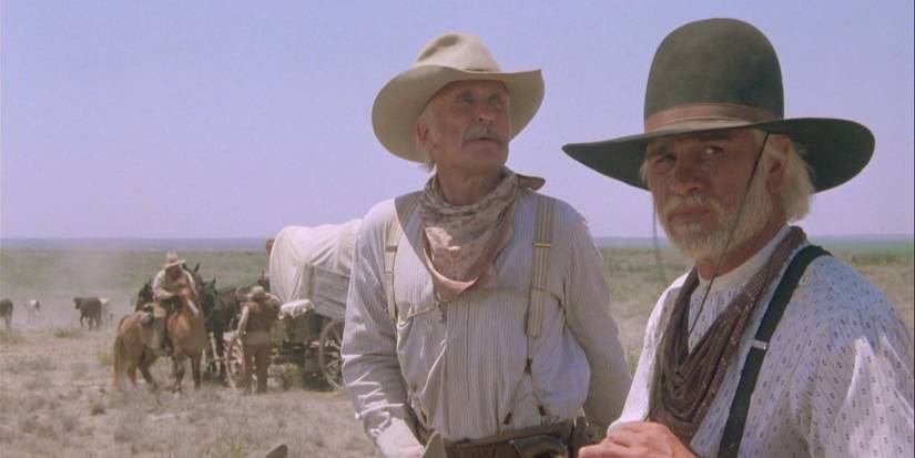 Robert Duvall as Gus and Tommy Lee Jones as Call on their horses in Lonesome Dove
