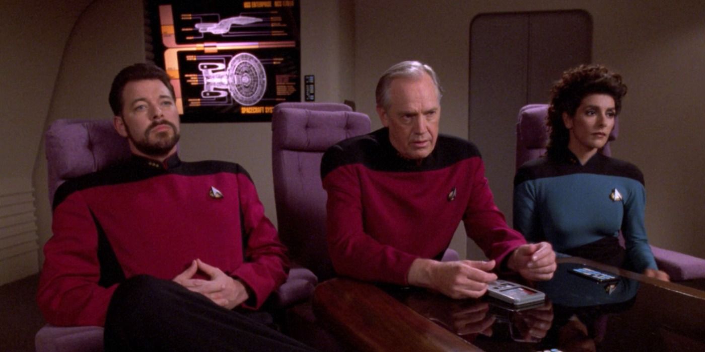 Star Trek's New Captain Aggressively Enforces Gene Roddenberry's TNG Rule