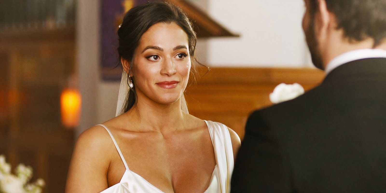 Fire Country Season 3 Trailer Reveals Bode & Gabriela's Steamy Reunion After Disastrous Wedding