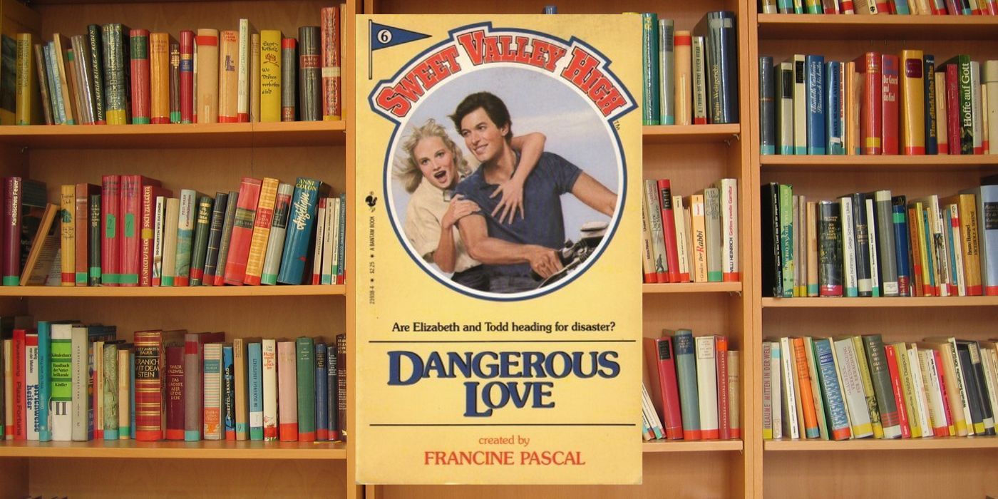 Capa de Sweet Valley High Dangerous Love com fundo de estante