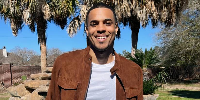 The Bachelorette Season 21 Contestant Grant Ellis Posing Outdoors