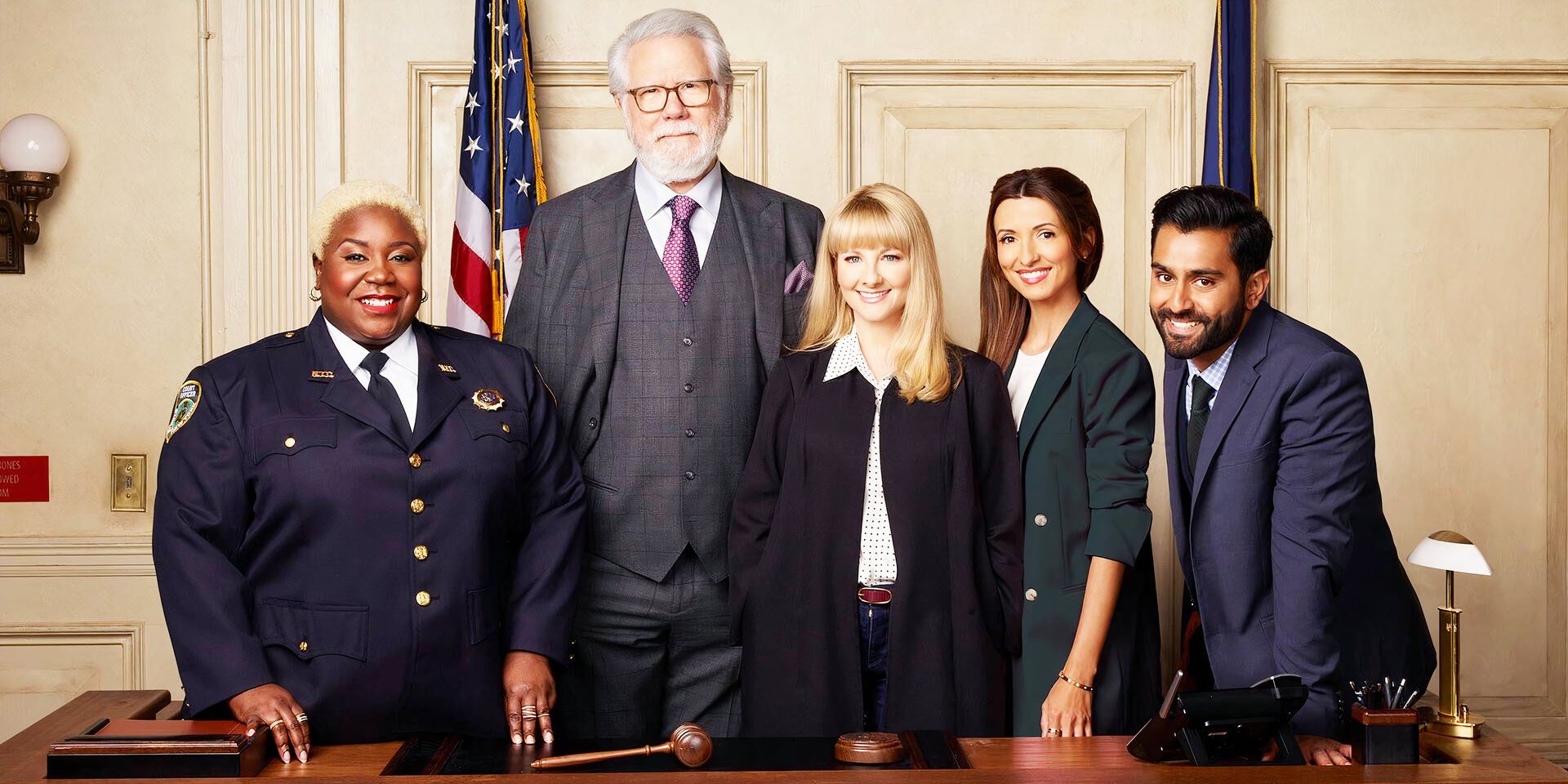 El elenco de The Night Court se reanuda en una foto