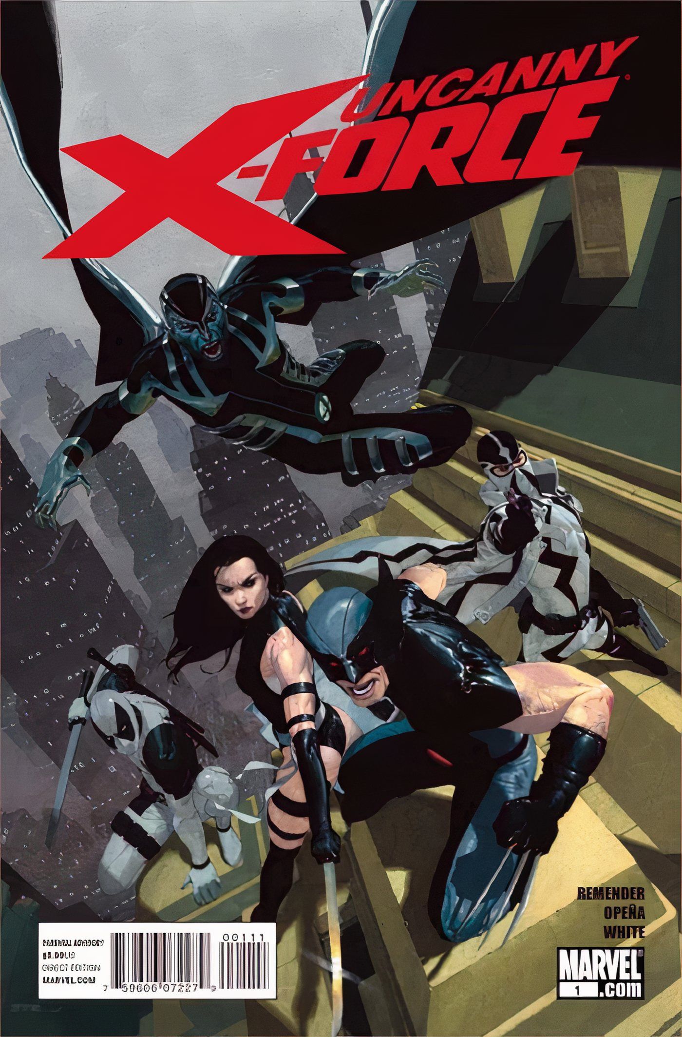 Uncanny X-Force vol 1 #1 cover group shot of Deadpool, Psylocke, Wolverine, Fantomex and Archangel