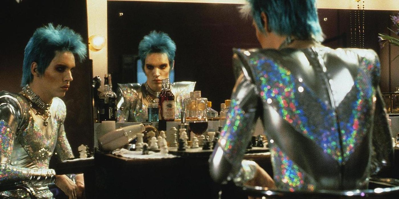 Velvet Goldming Brian Slade Rhys Meyers