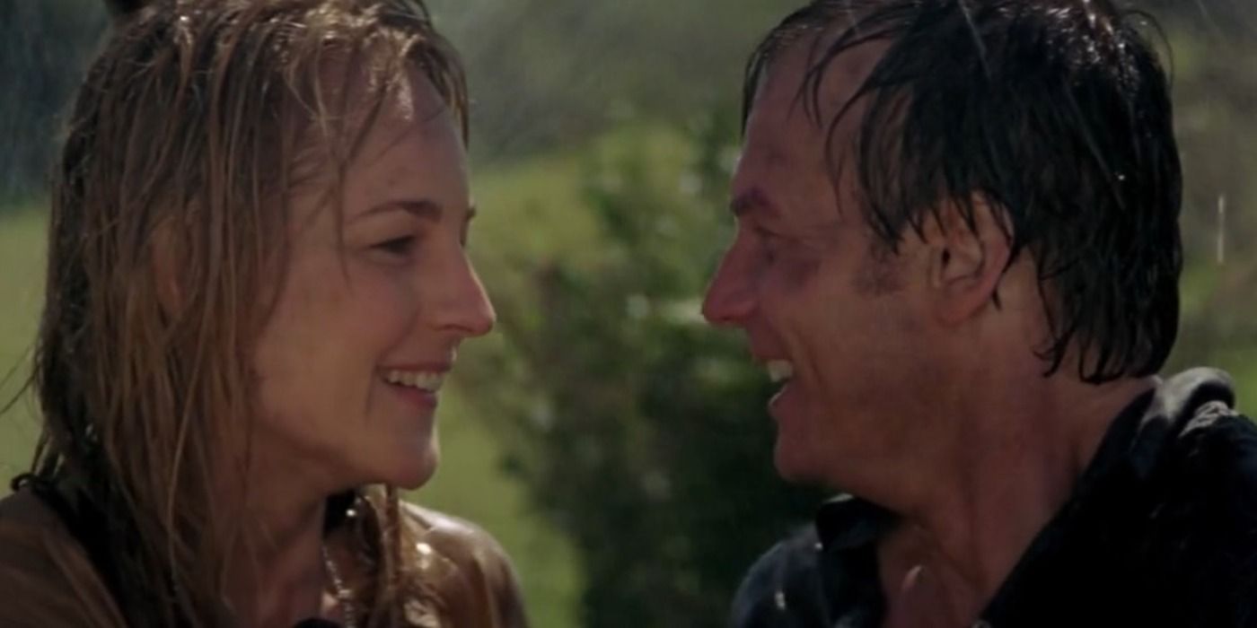 Helen Hunt as Jo Harding and Bill Paxton as Bill Harding at the end of Twister (1996)