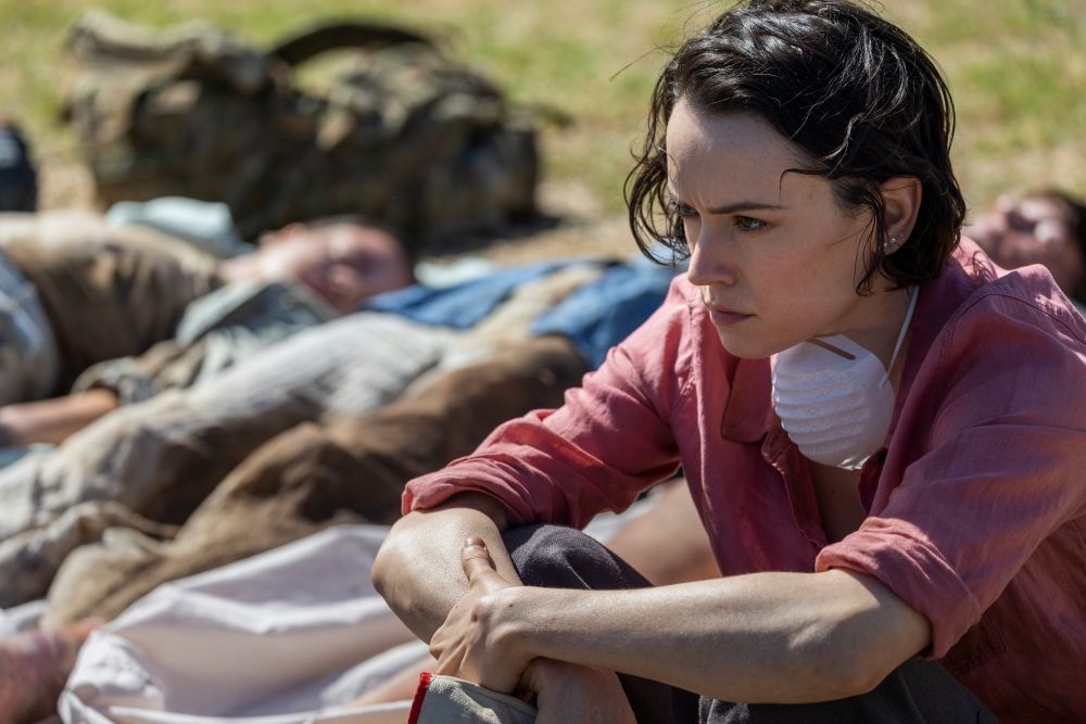 Daisy Ridley in We Bury the ᴅᴇᴀᴅ