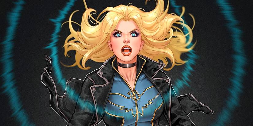 Comic book art: Black Canary screaming with her hair flying back.