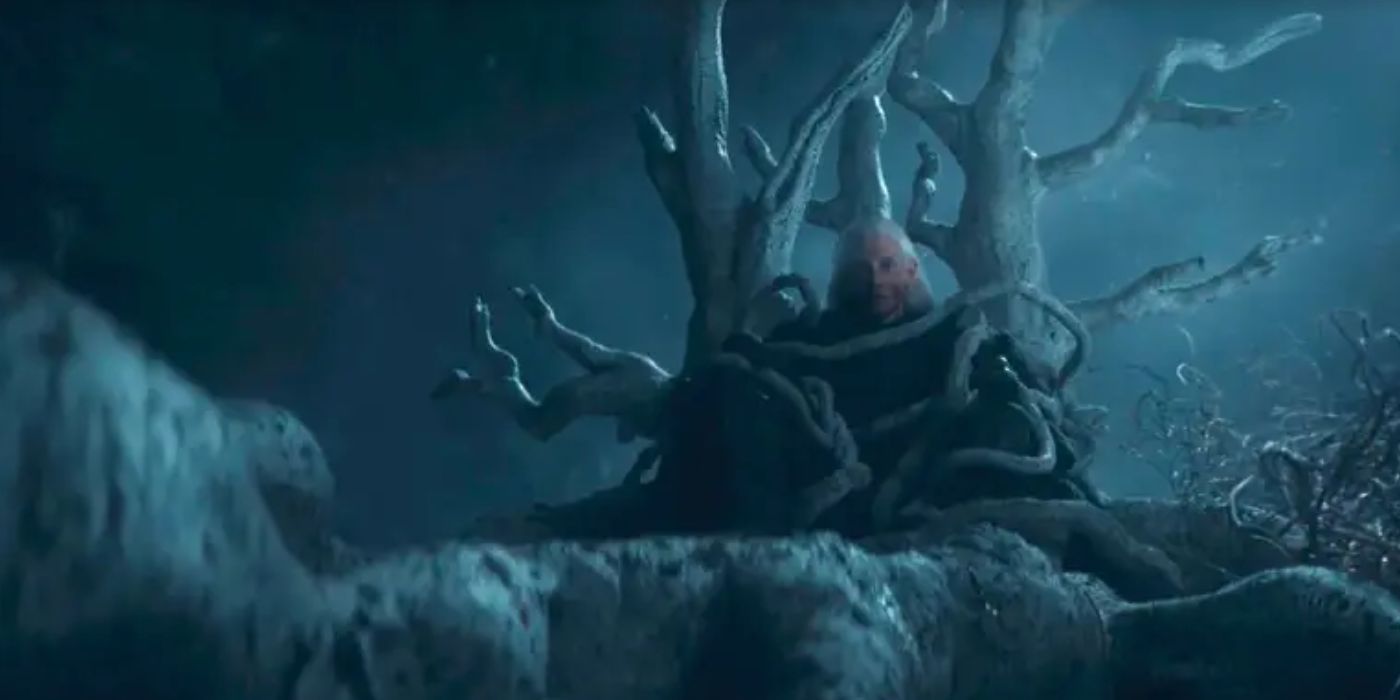 The Antler Creature Daemon Sees At The Weirwood Tree Explained & How It Connects To A Huge Theory