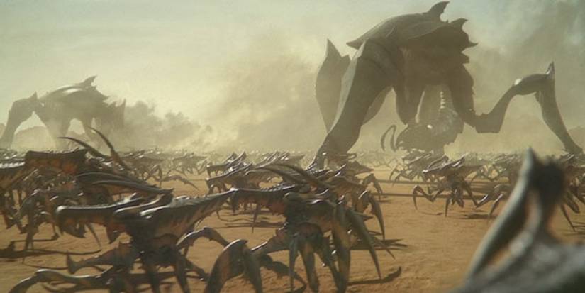 Bug army swarms ahead in Starship troopers