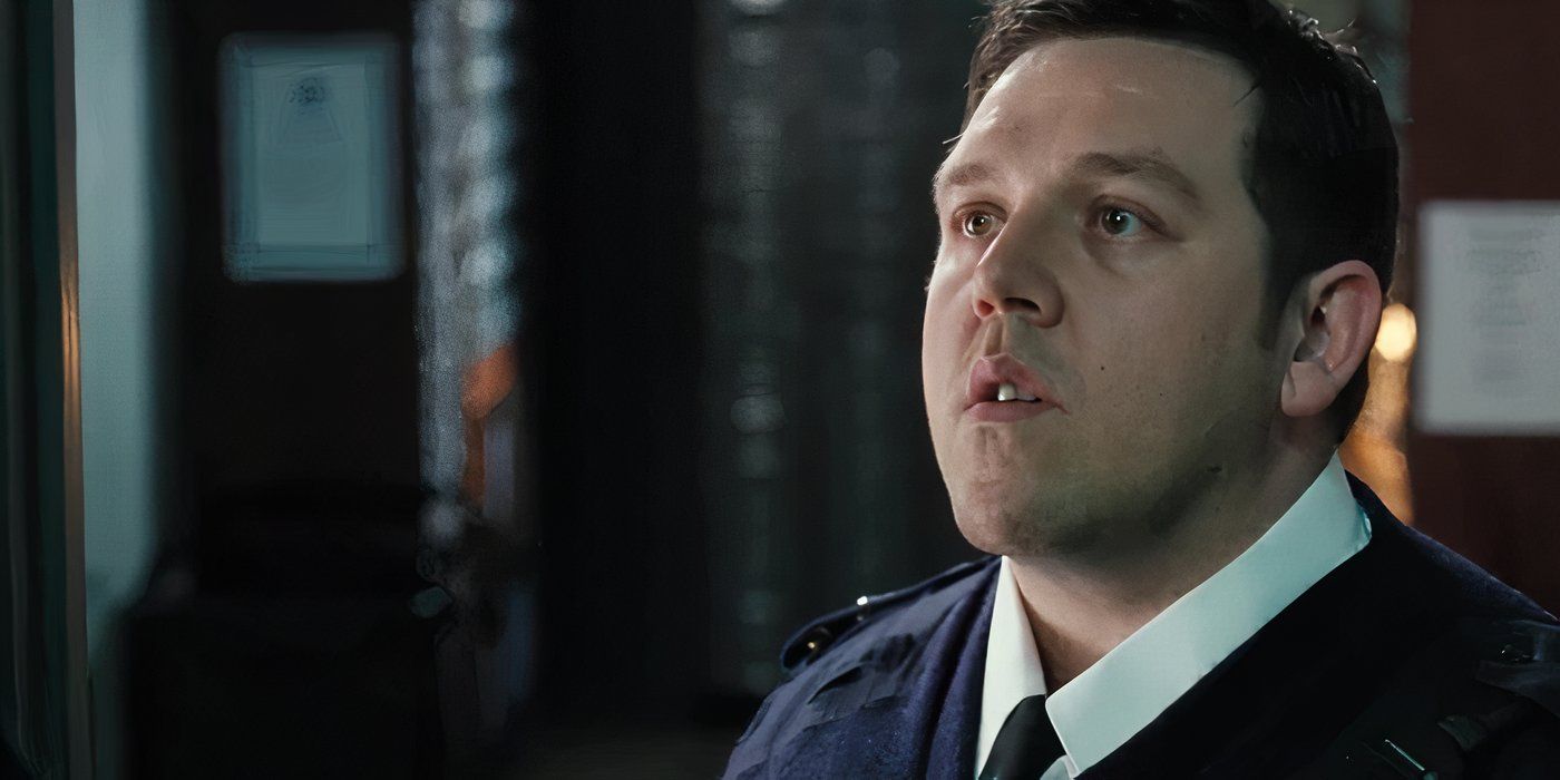 Danny Reveals He's A Police Officer in Hot Fuzz