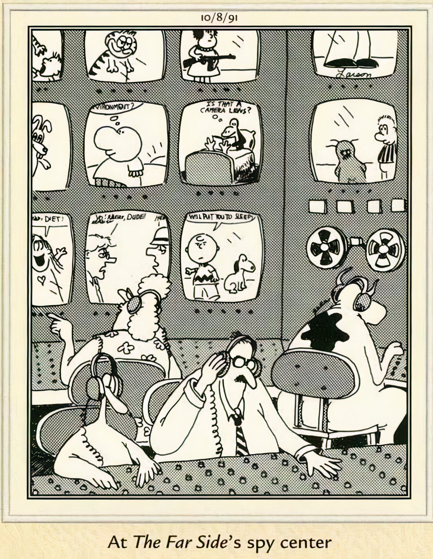Far Side recurring characters spying on other comic strips