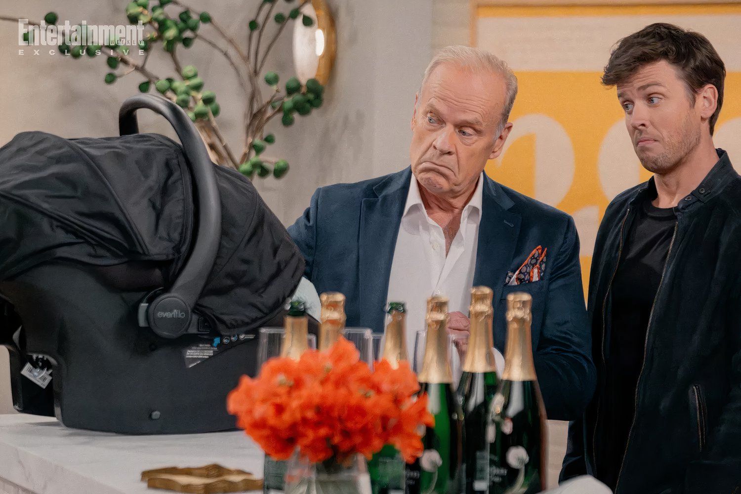 Kelsey Grammer & Peri Gilpin Reveal Which Frasier Characters They Want Back