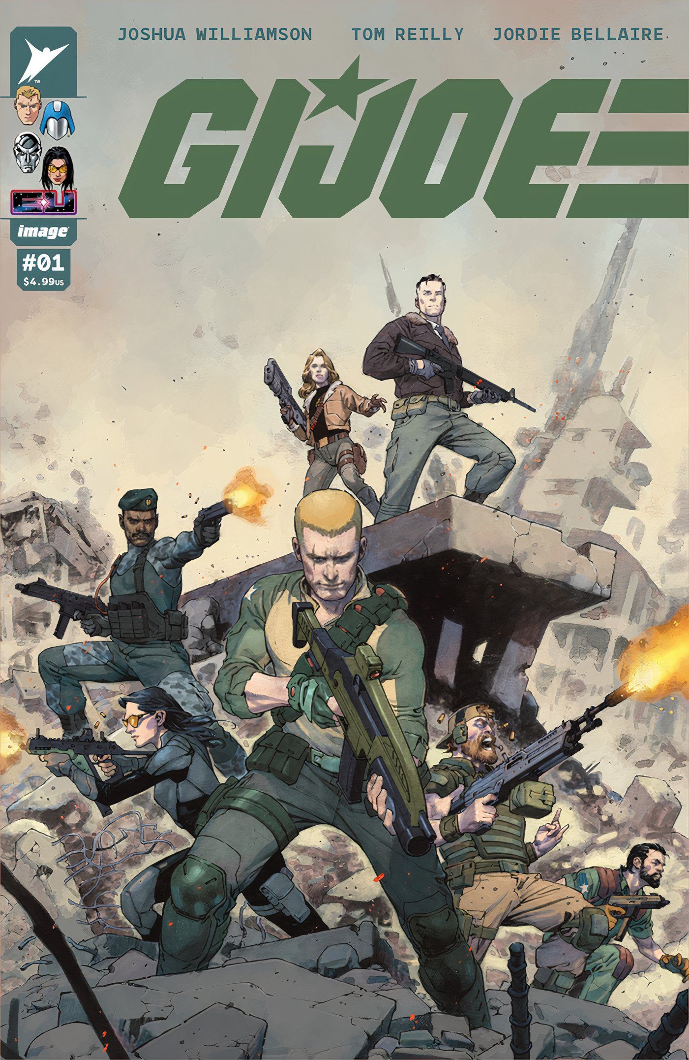 En la portada de GI Joe #1, el equipo de Joe se mueve a través de un paisaje devastado por la guerra.