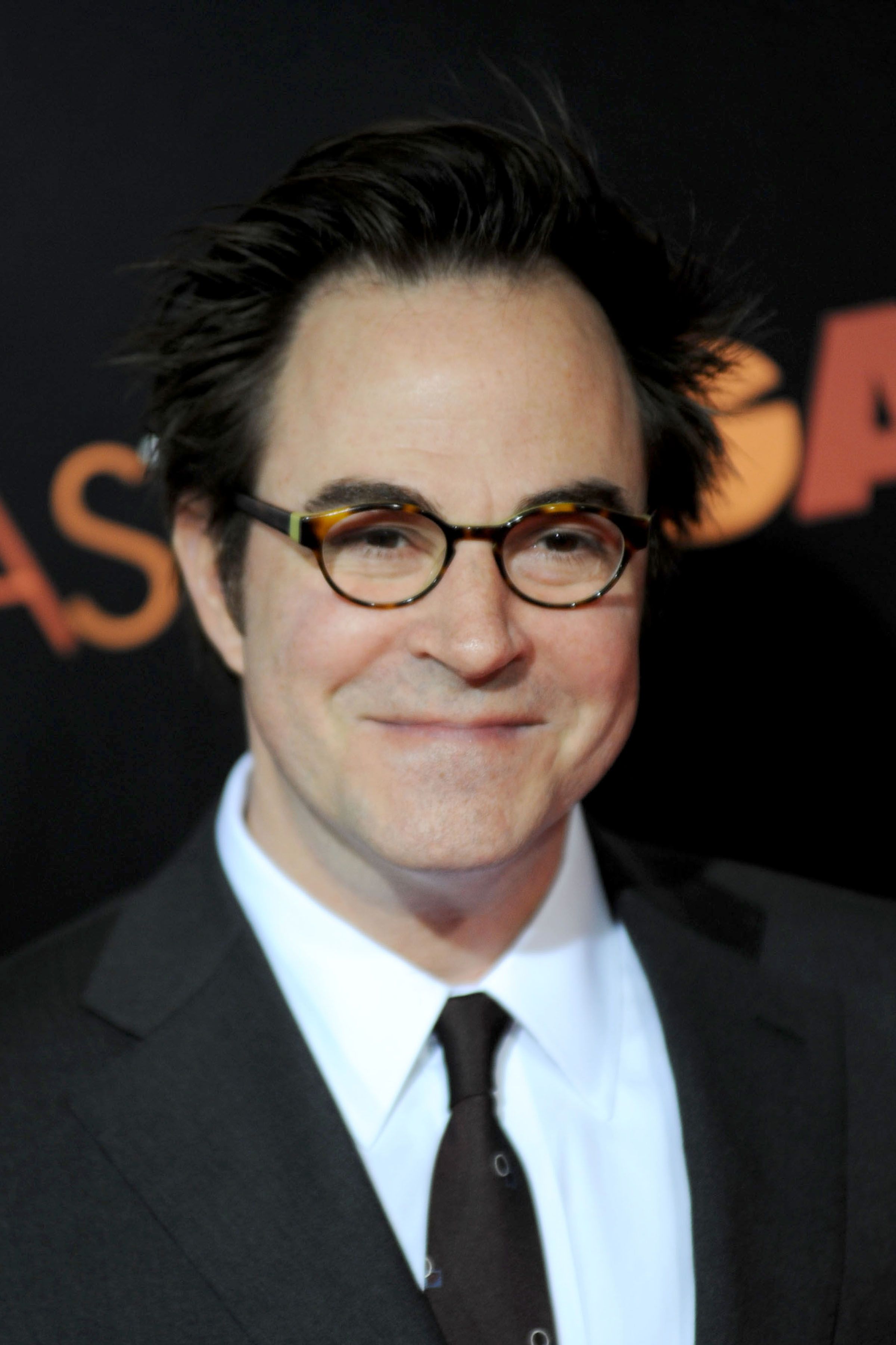Headshot Of Roger Bart