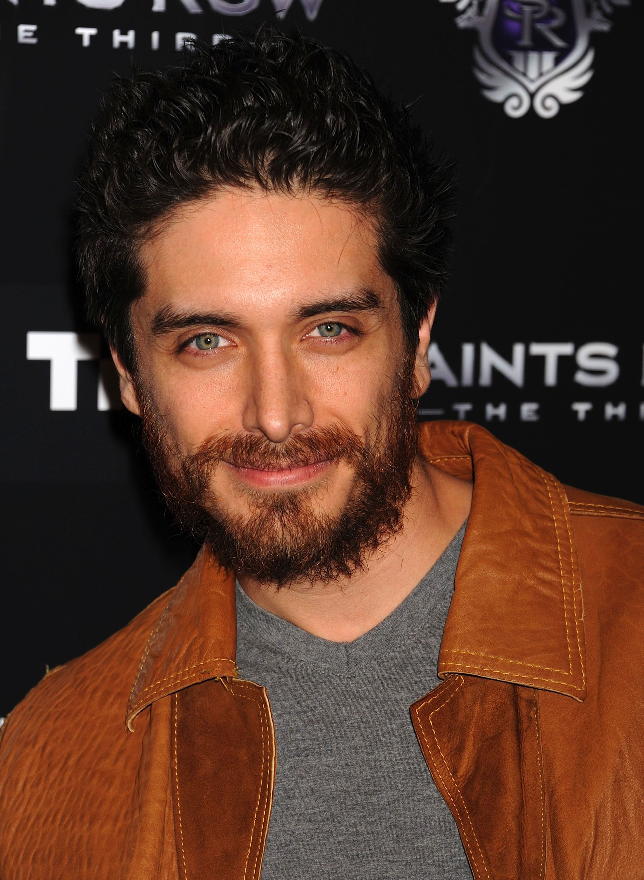 Headshot Of Josh Keaton