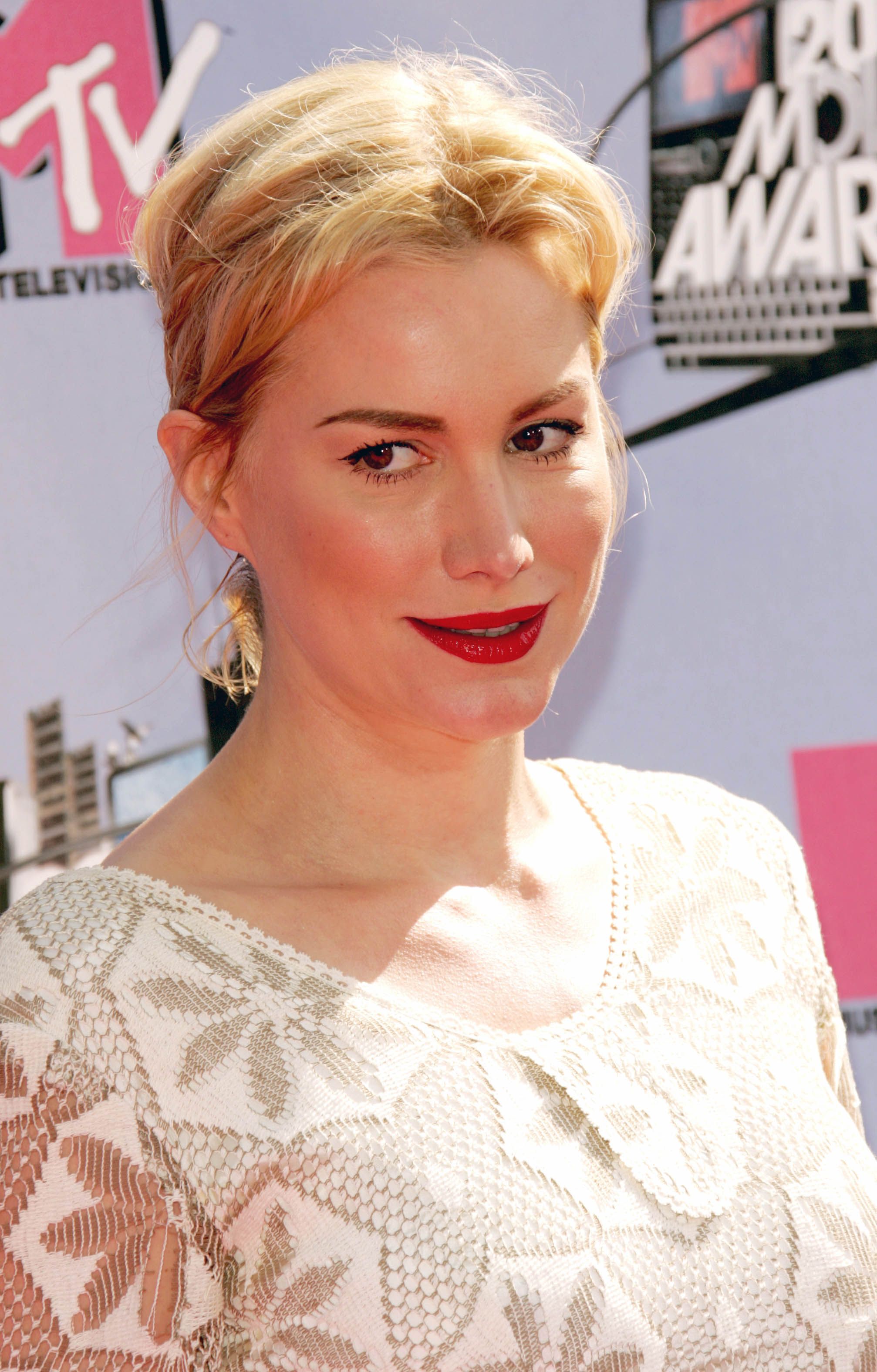 Headshot Of Alice Evans
