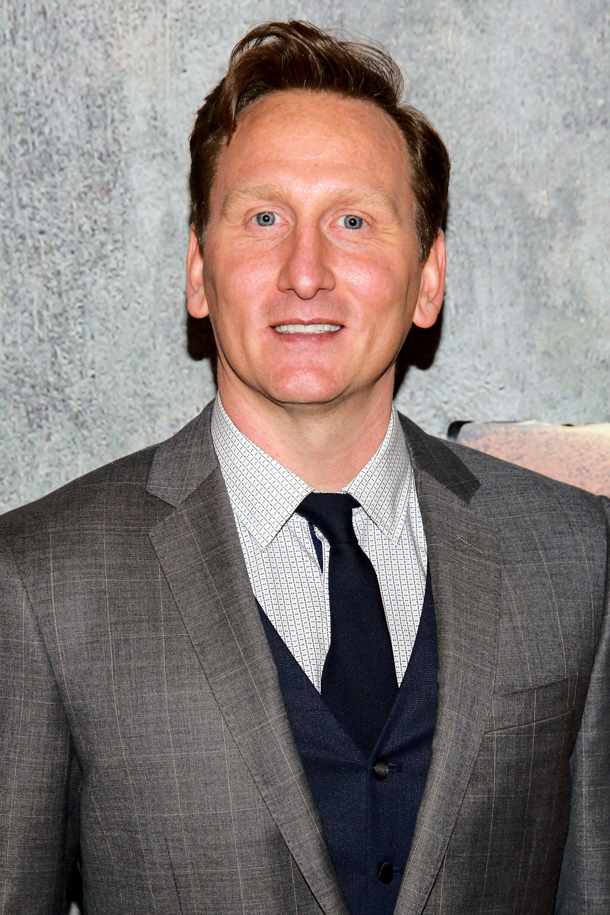 Headshot Of Justin Swain