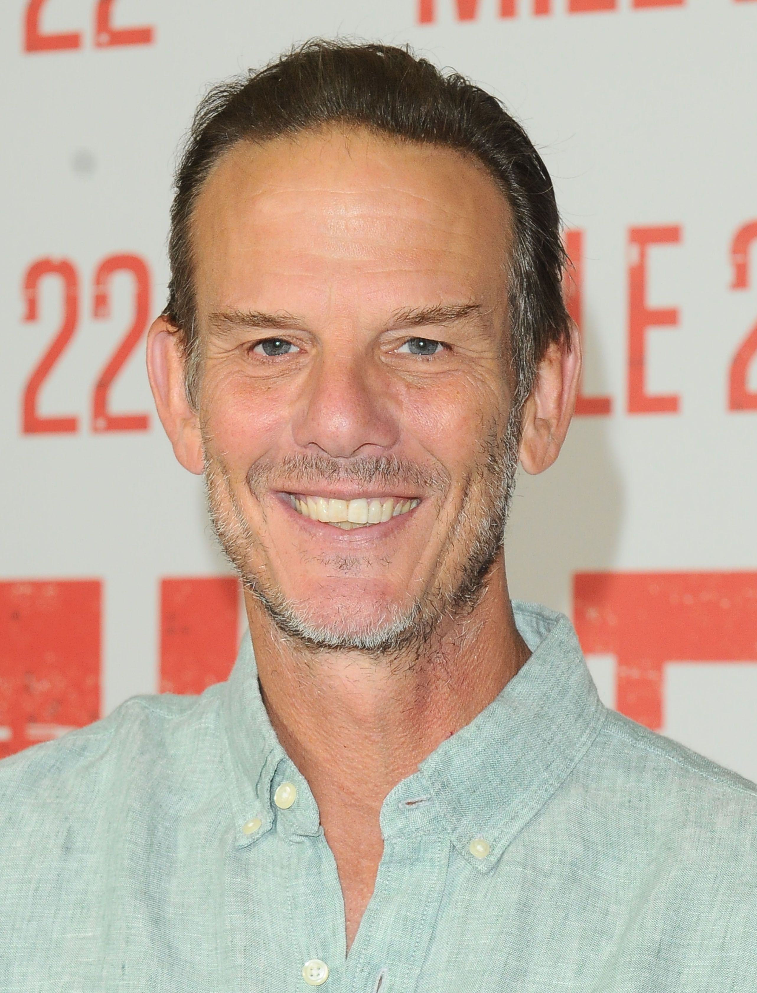 Headhsot Of Peter Berg
