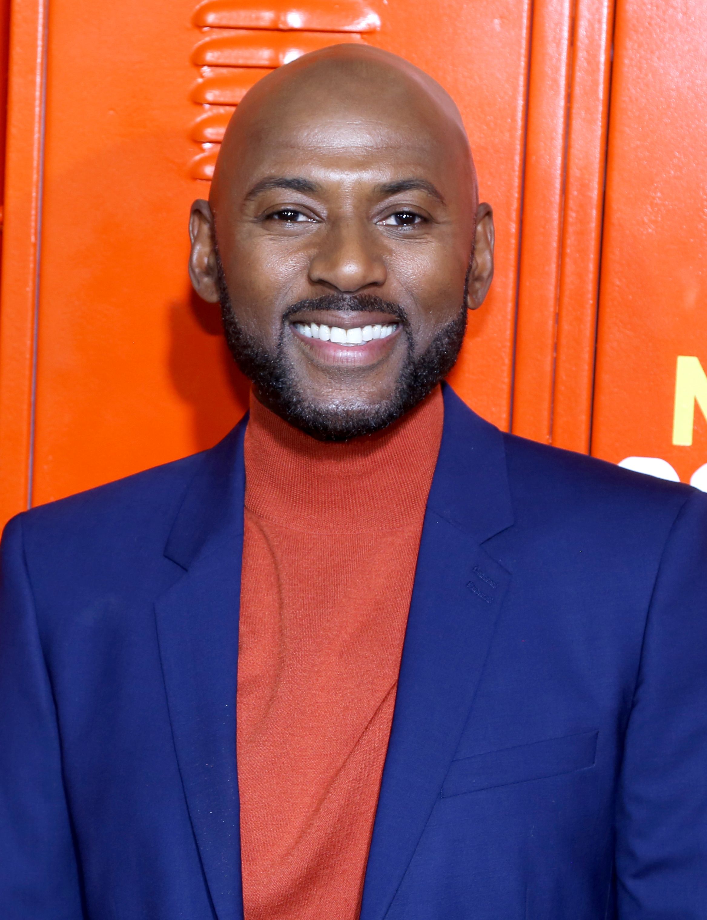 Too Legit The MC Hammer Story Summary, Latest News, Trailer, Cast
