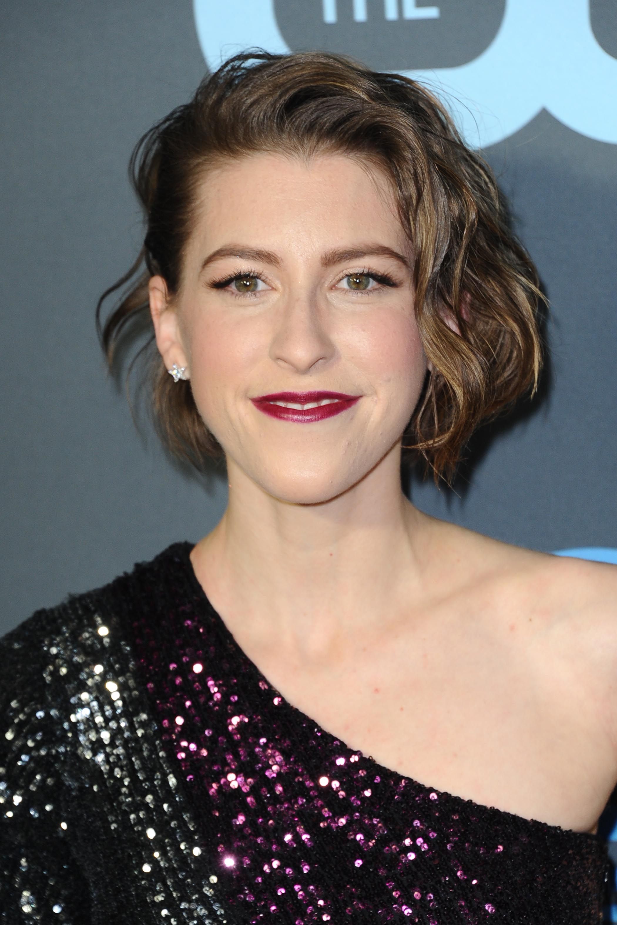 Headshot Of Eden Sher
