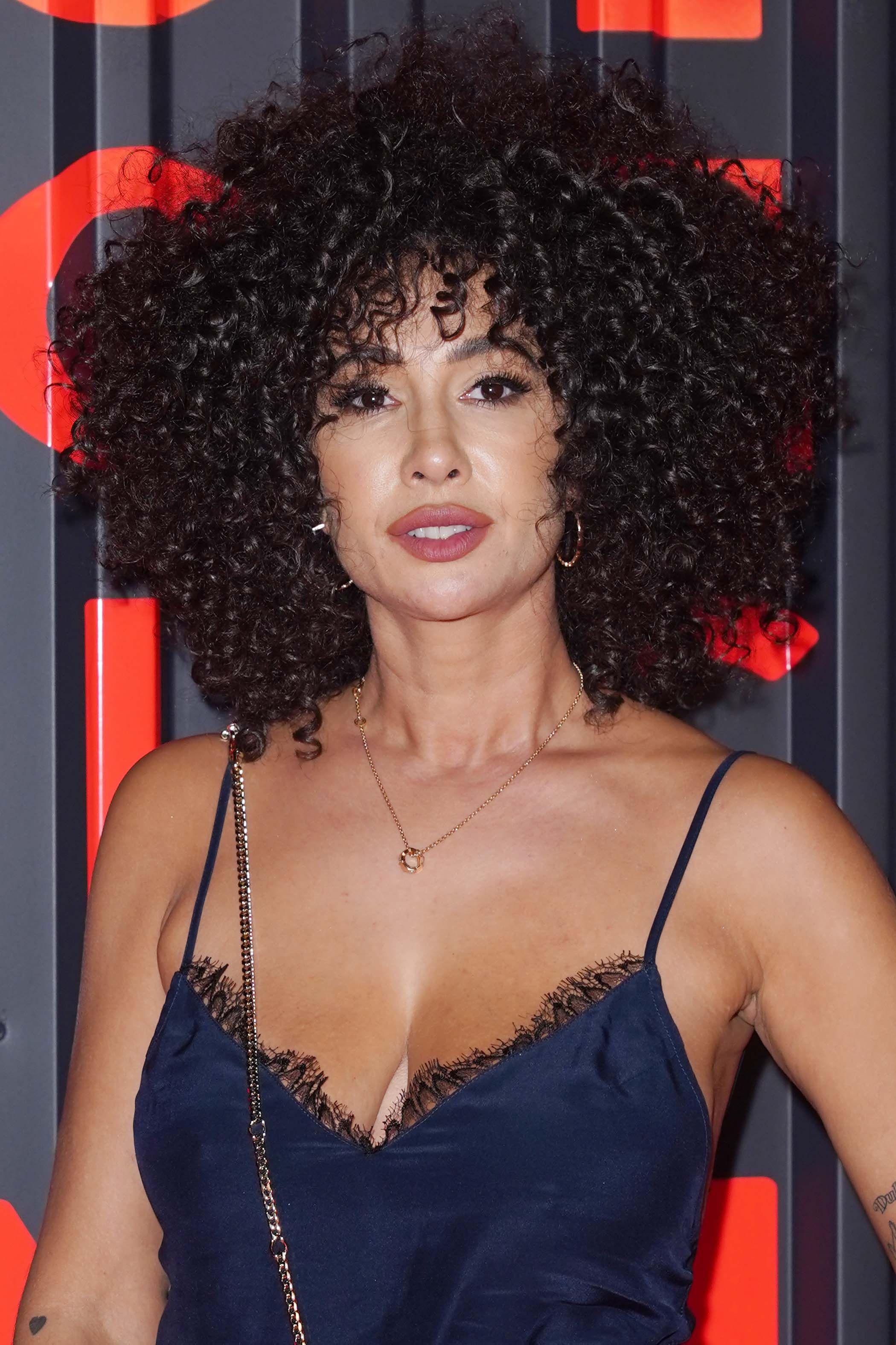 HeaDSHOT oF Jackie Cruz