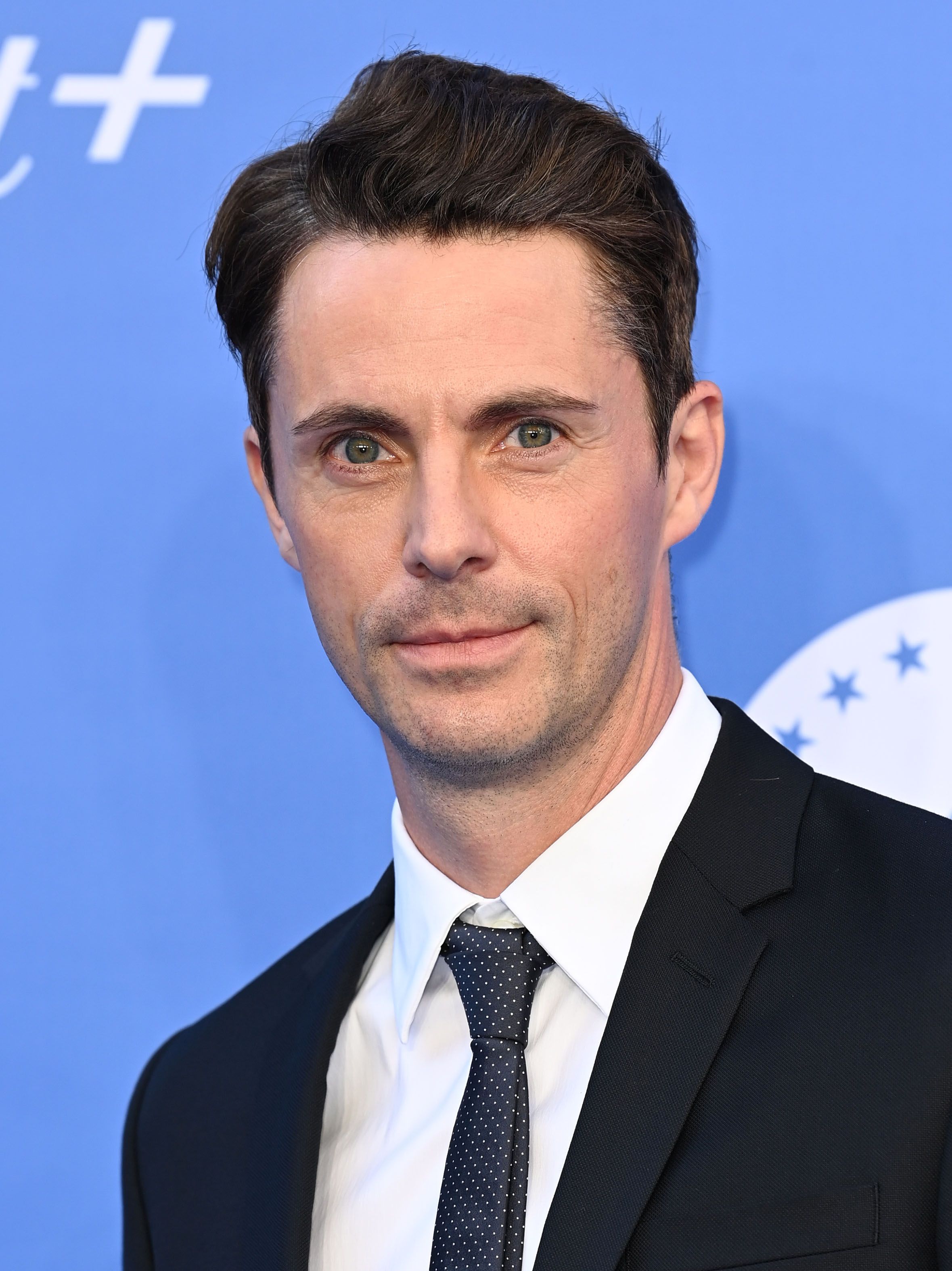 Tiro na cabeça de Matthew Goode