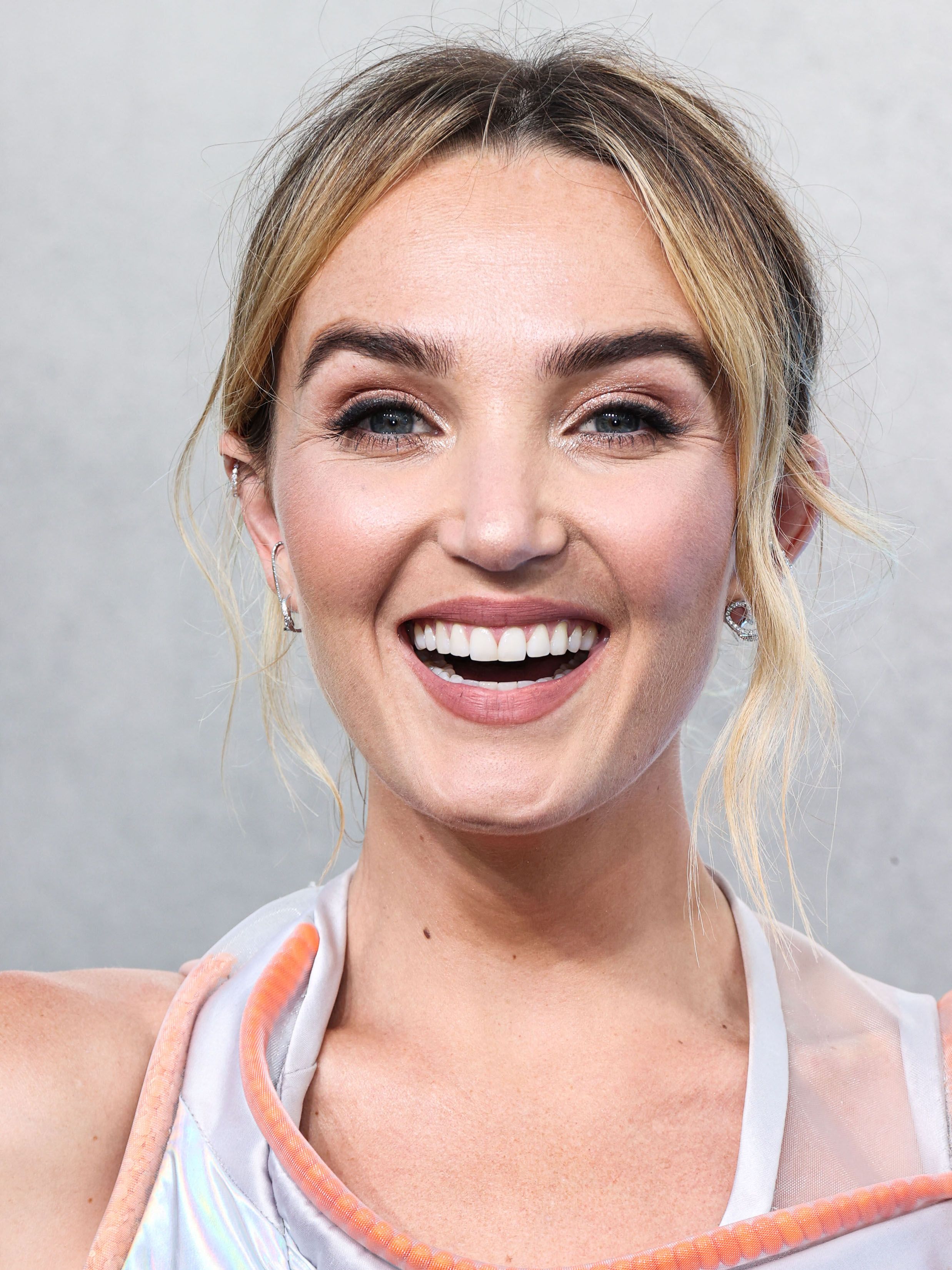 Headshot Of Chloe Fineman In The MTV Video Music Awards