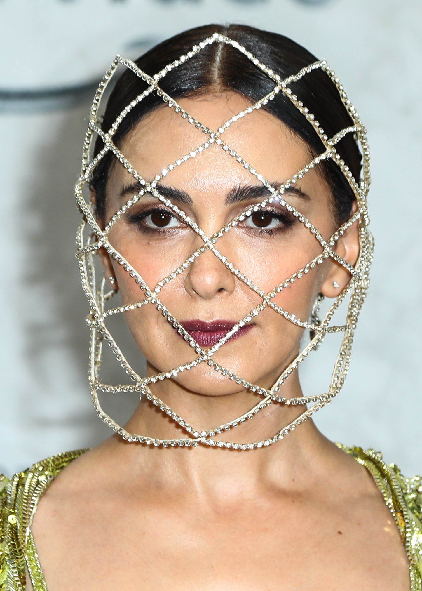Headshot Of Nazanin Boniadi In The London premiere of &lsquo;The Lord of the Rings: The Rings of Power&rsquo;
