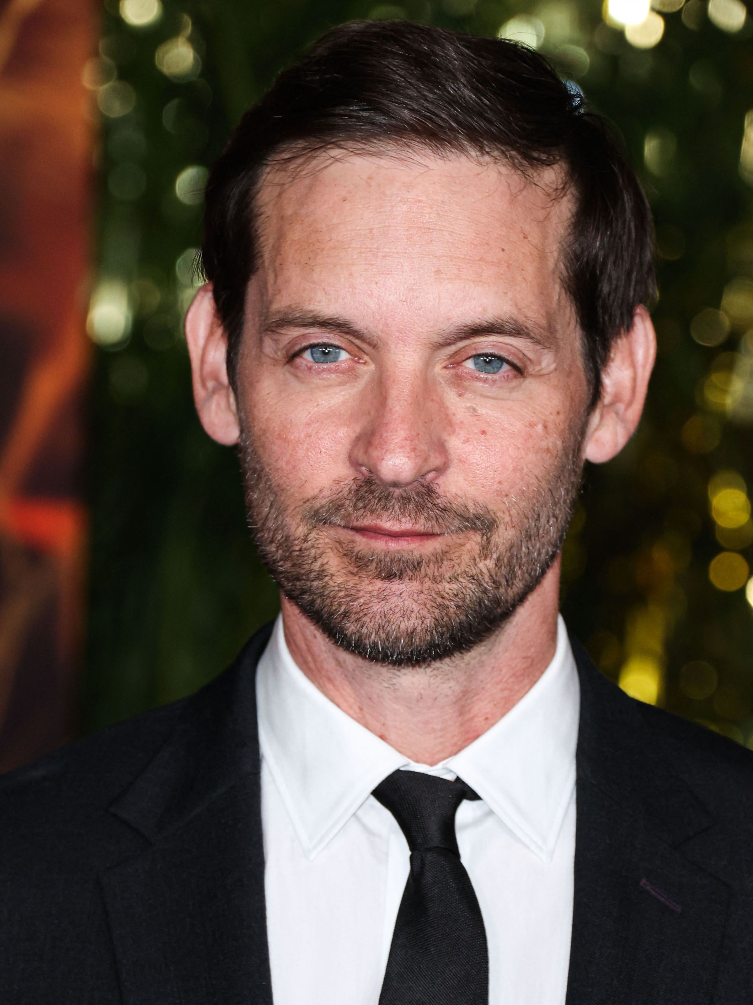 Tobey Maguire's head in the Paramount's global debut screening pictures 'Babylon' 