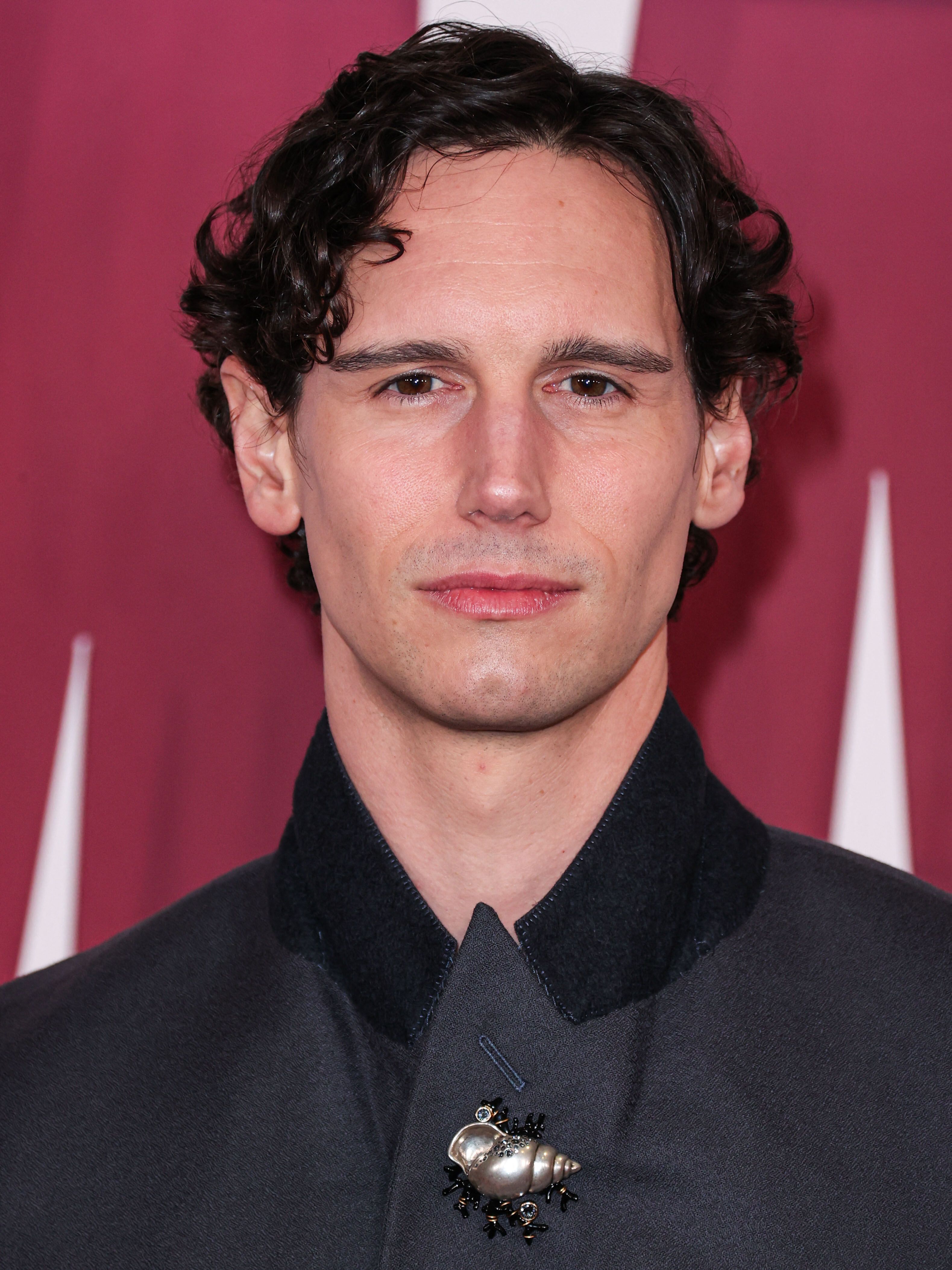 Cory Michael Smith | ScreenRant