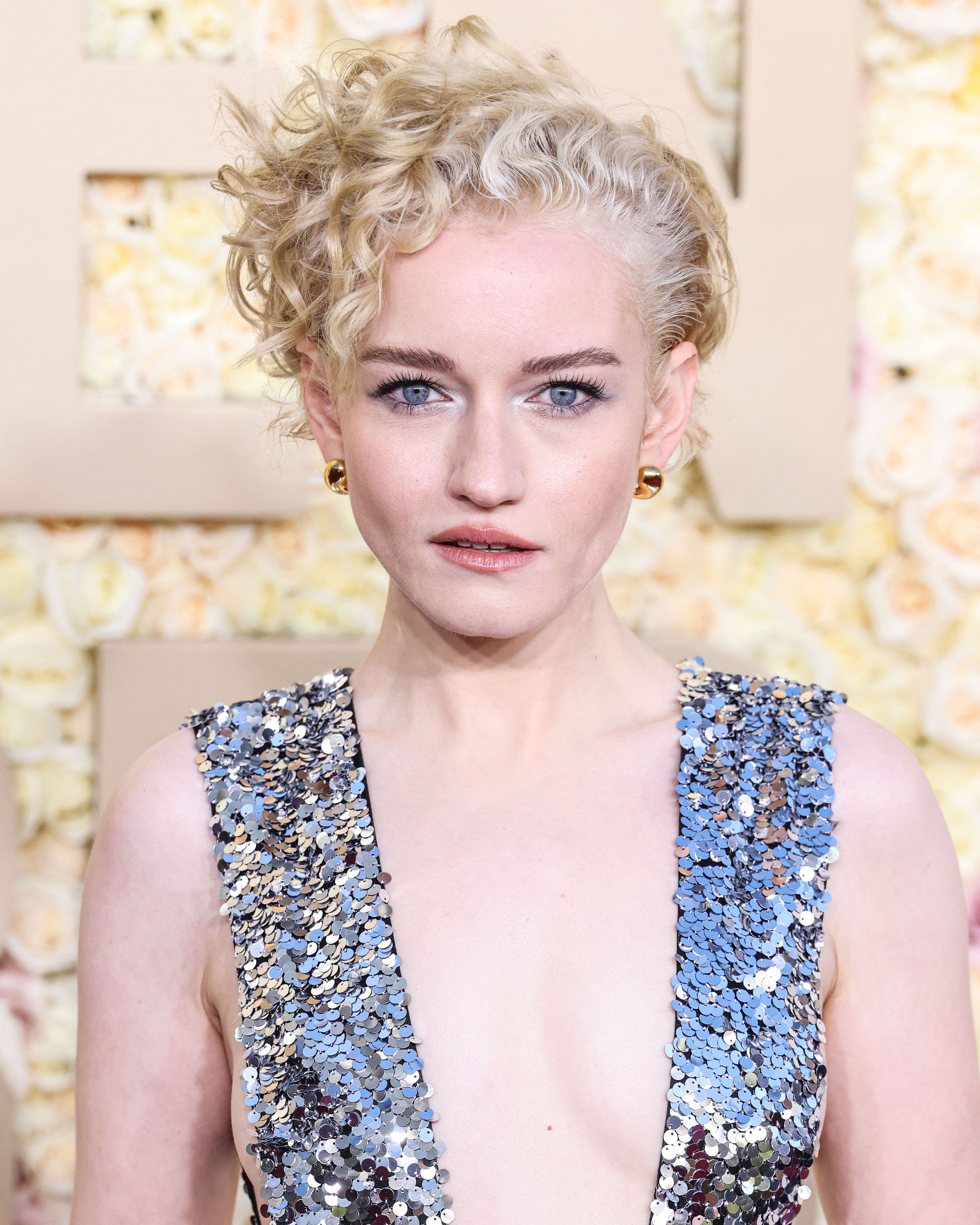 Julia Garner | ScreenRant