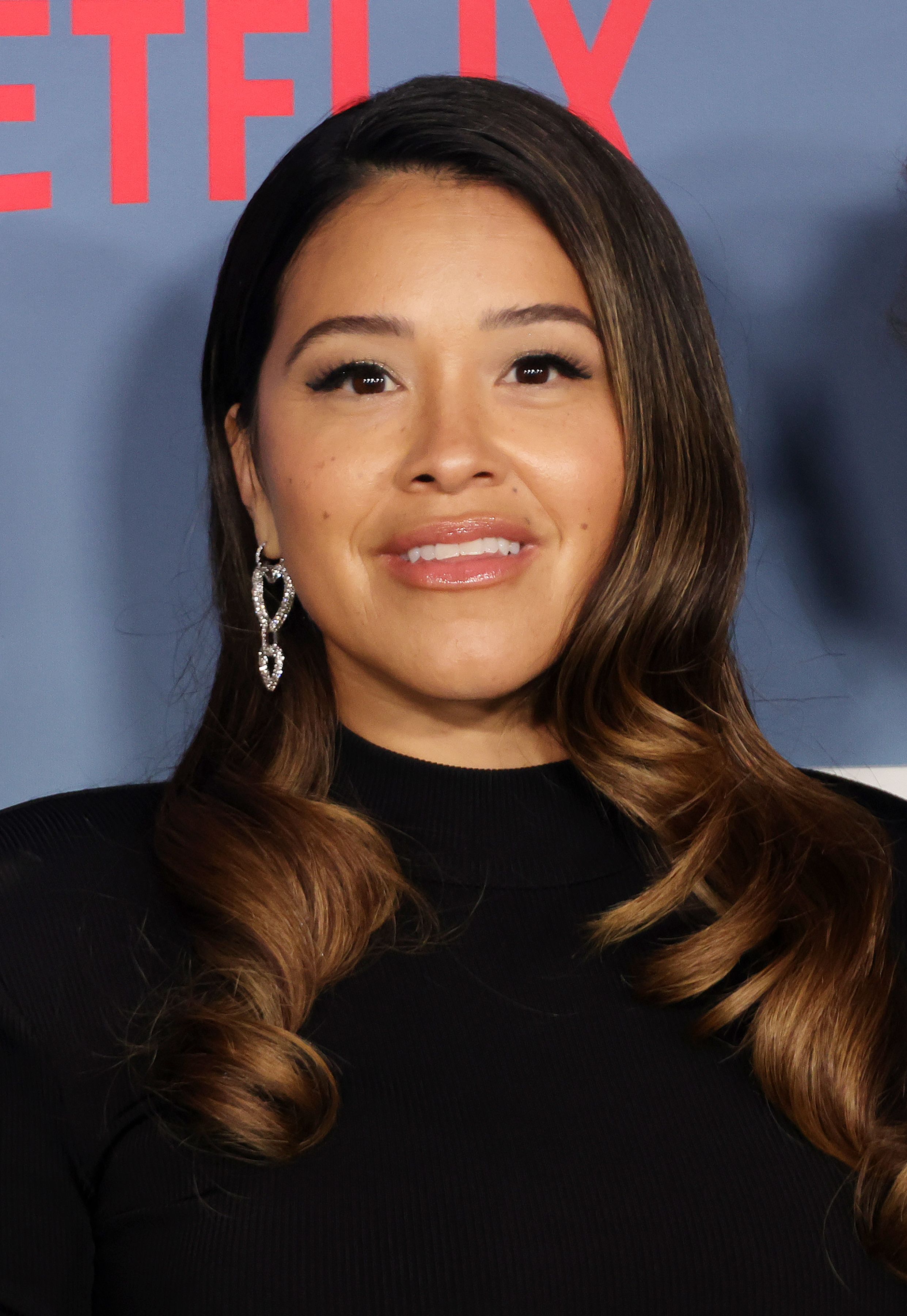 Gina Rodriguez | ScreenRant