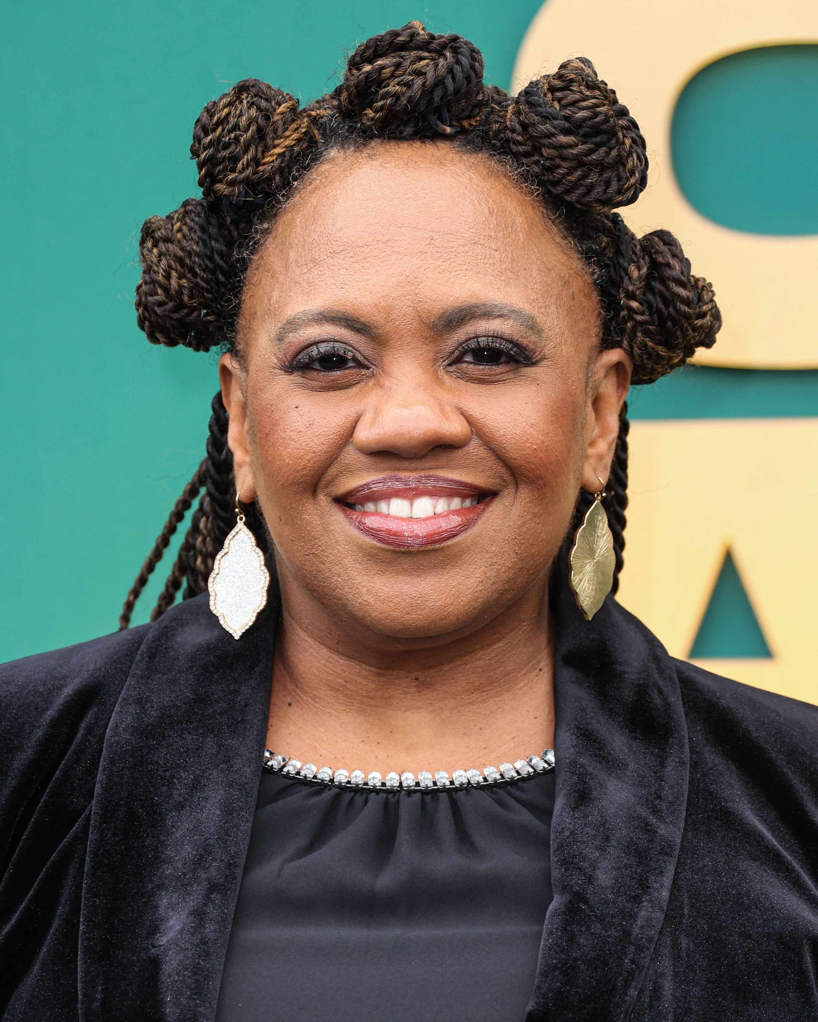 Tiro na cabeça de Chandra Wilson