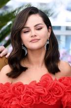 Headshot Of Selena Gomez 