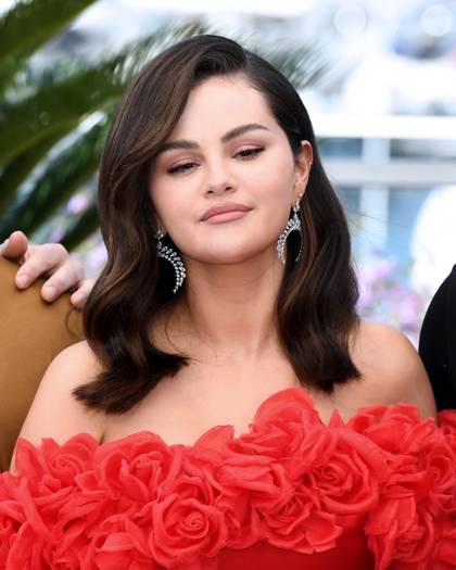 Headshot Of Selena Gomez