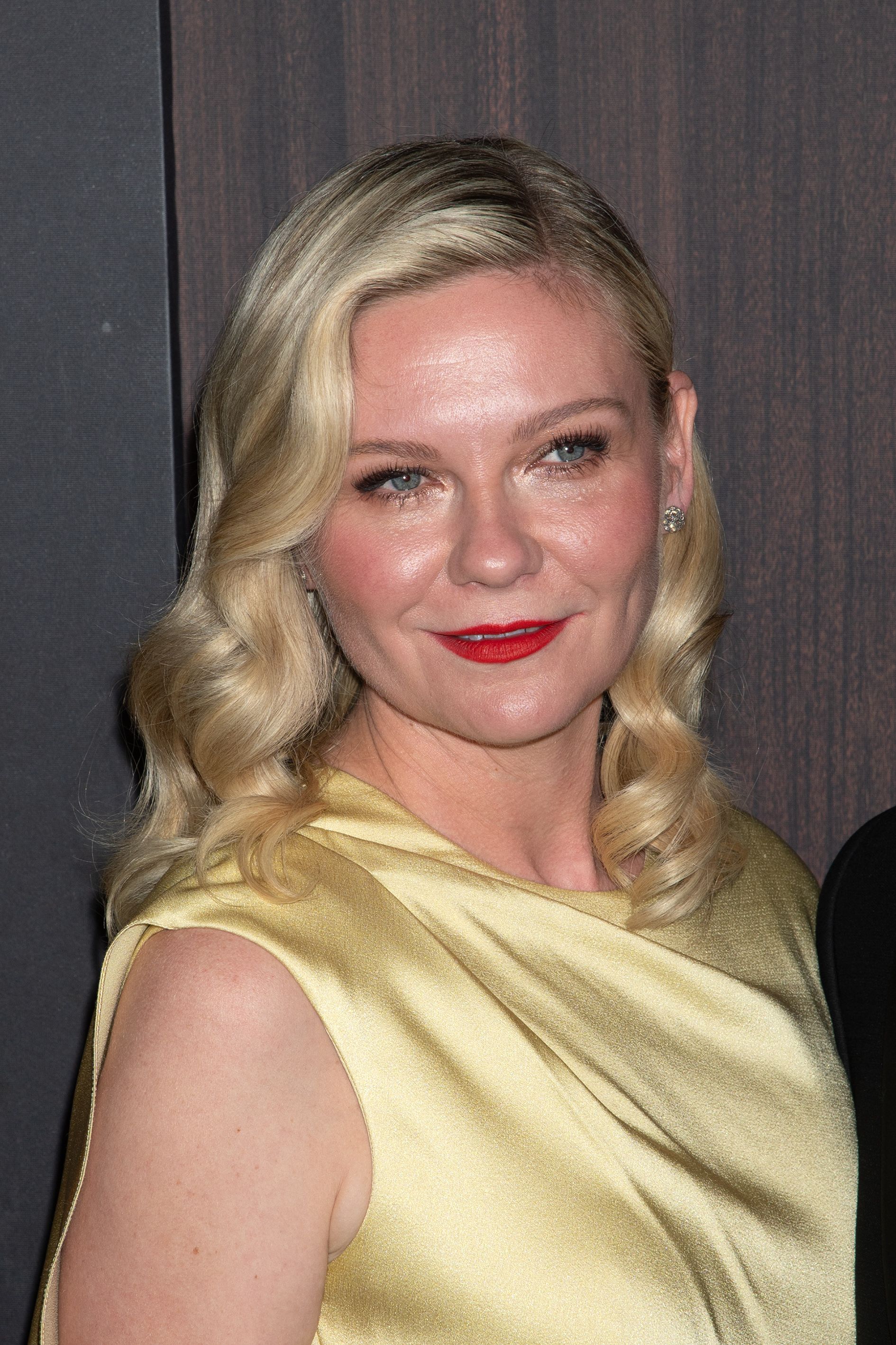 Tiro na cabeça de Kirsten Dunst