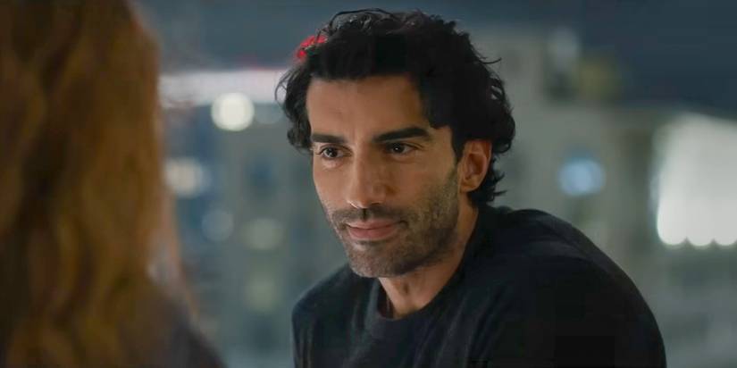 Ryle Kincaid (Justin Baldoni) smiling at Lily in It Ends With Us 