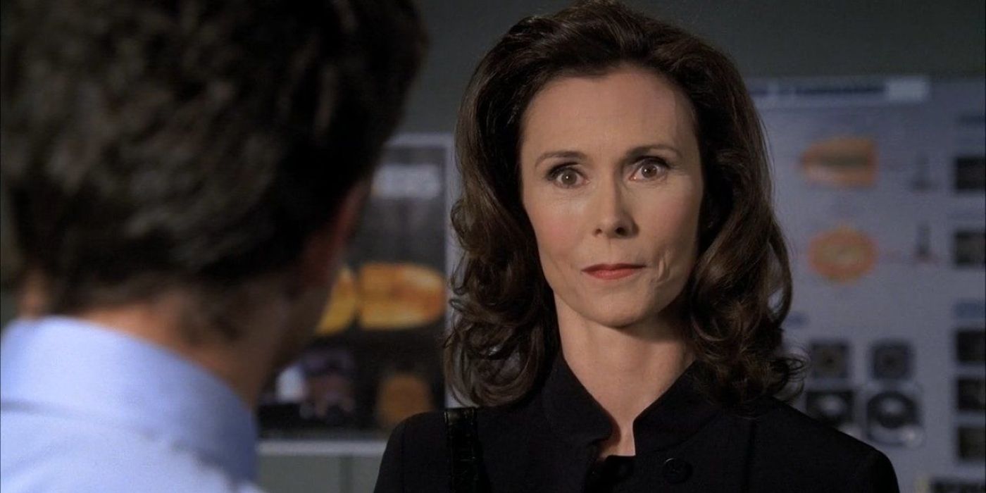 Kate Jackson como la embajadora Elizabeth Prentiss en Criminal Minds.jpg