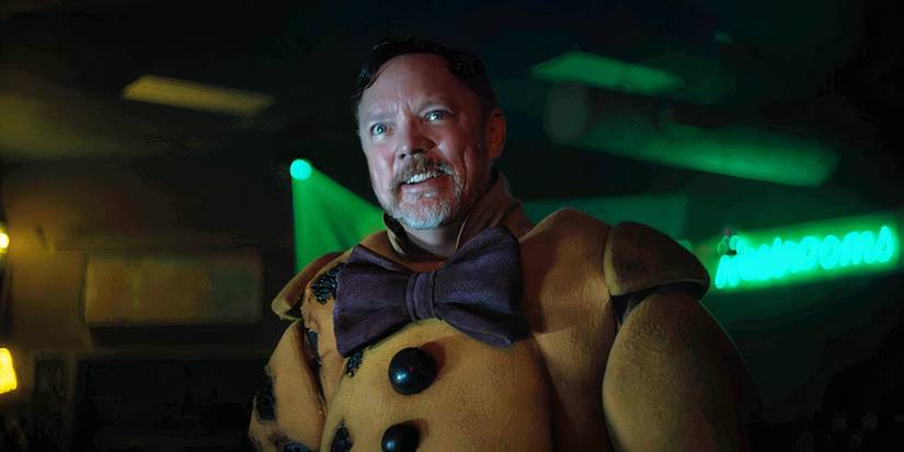 Matthew Lillard smiling as William Afton in Five Nights at Freddy's