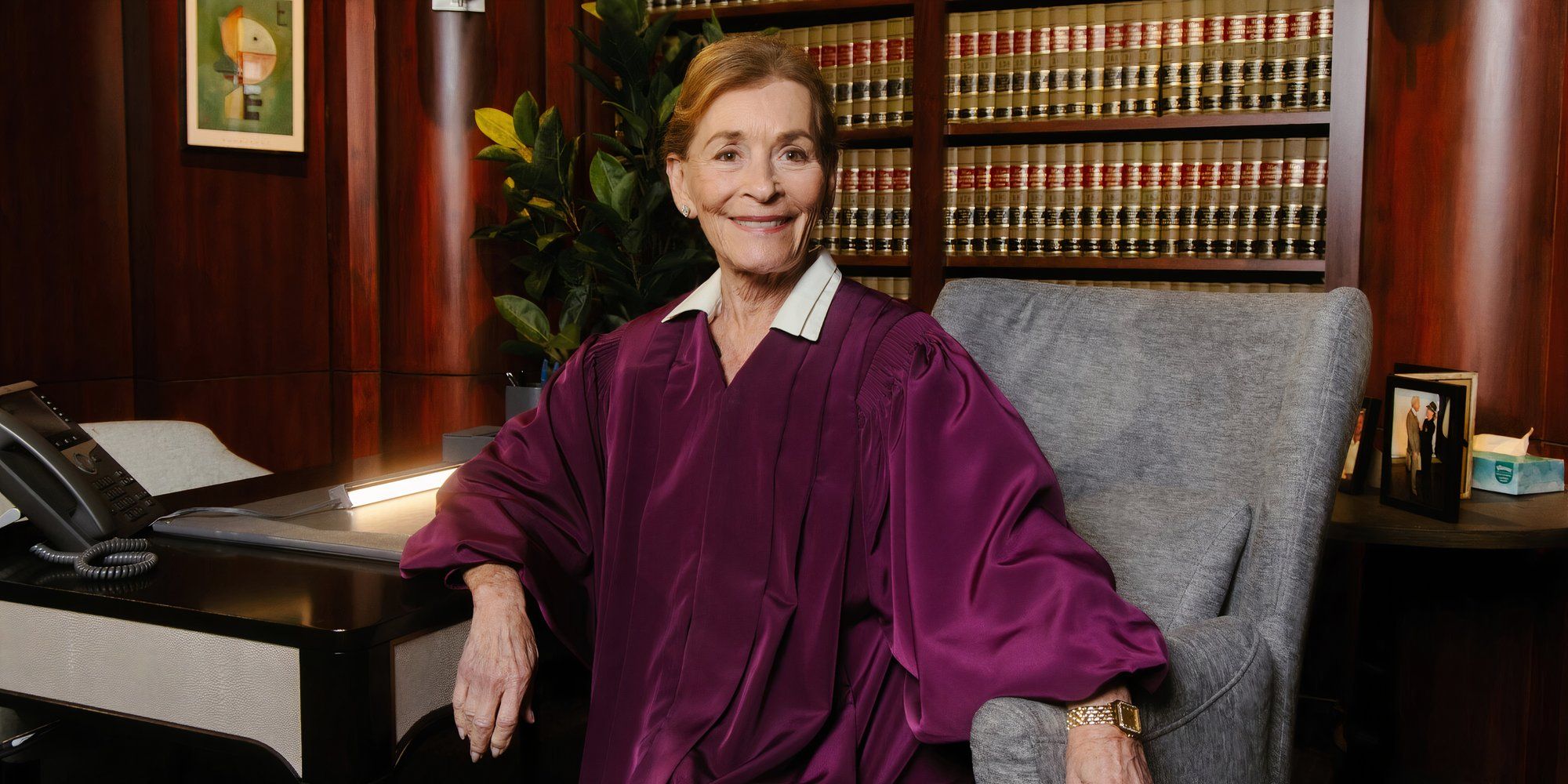 Judge Judy: 10 Fakest Things About The Show, According To Cast, Crew, & Litigants