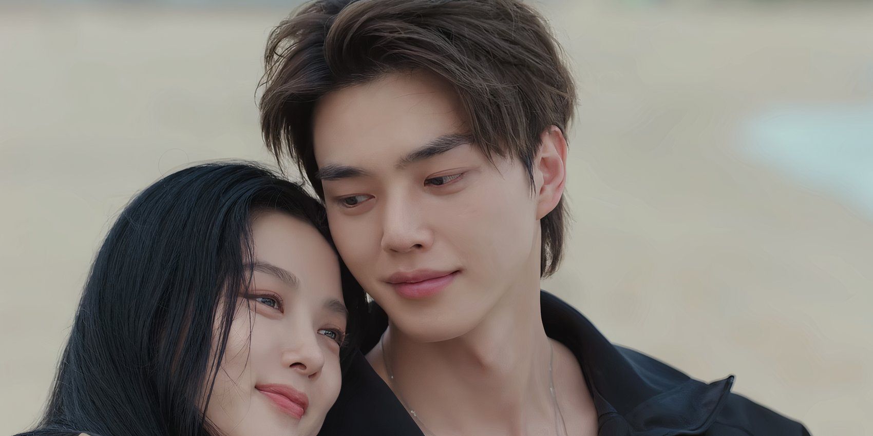 My Demon&rsquo;s Do Do-hee leans her head on Jeong Gu-won&rsquo;s shoulder.