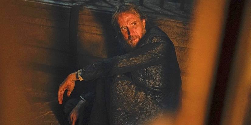 Rhys Ifans as Otto Hightower being kept prisoner in House of the Dragon's season 2 finale