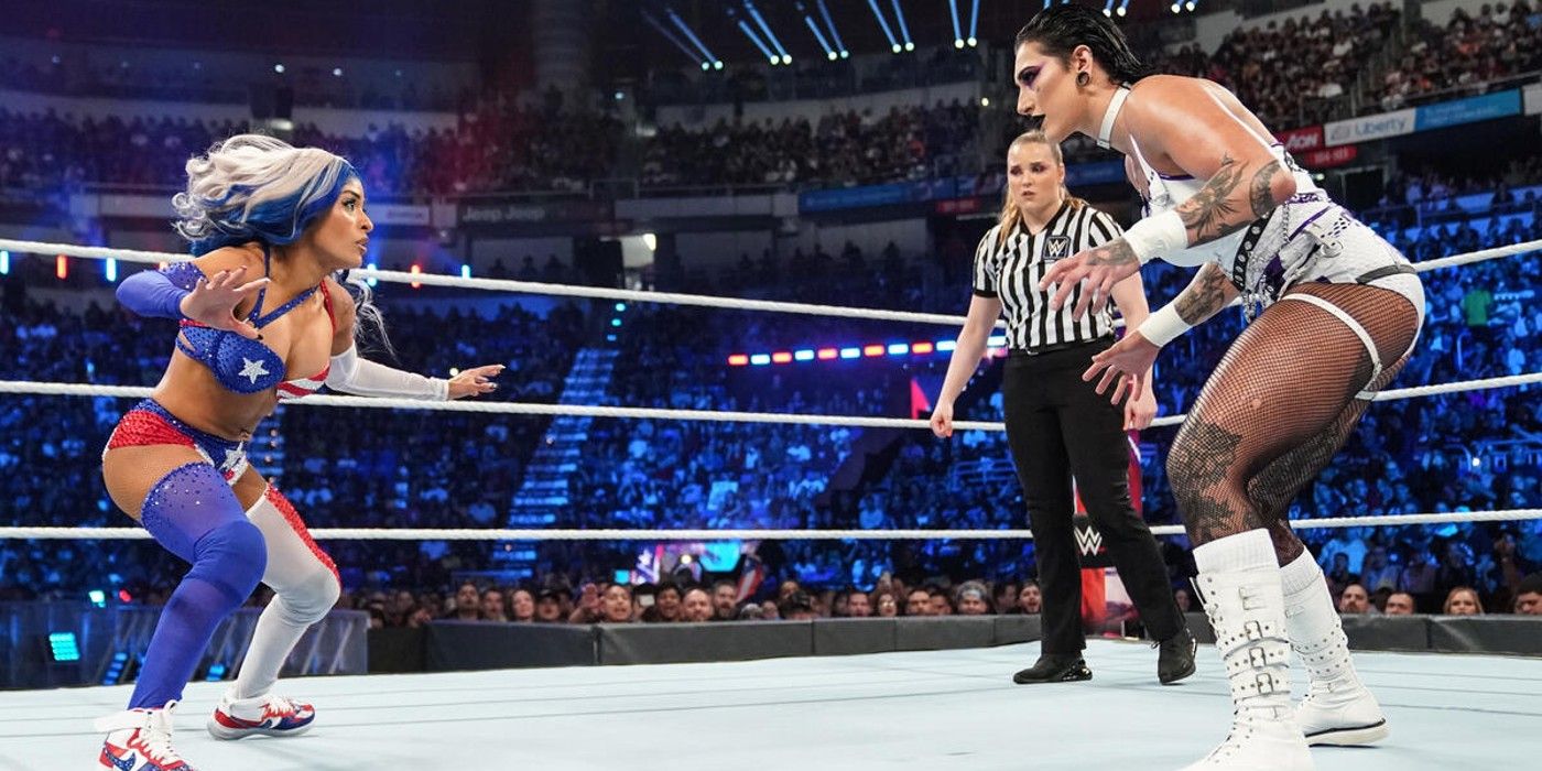 Rhea Ripley tenta capturar Zelina Vega no WWE Backlash 2023