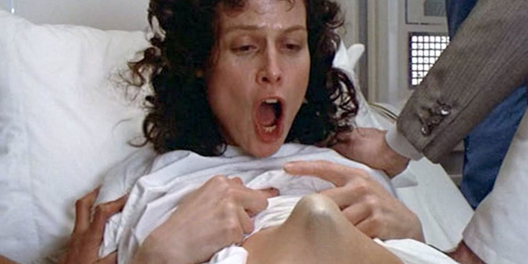 Ellen Ripley's 10 Best Moments In The Alien Movies